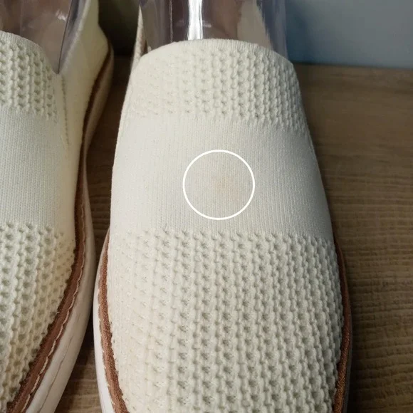 UGG Knit Slip On Sneakers Shoes Womens Size 8 US Cream Casual Comfort Minimalist - Picture 6 of 10